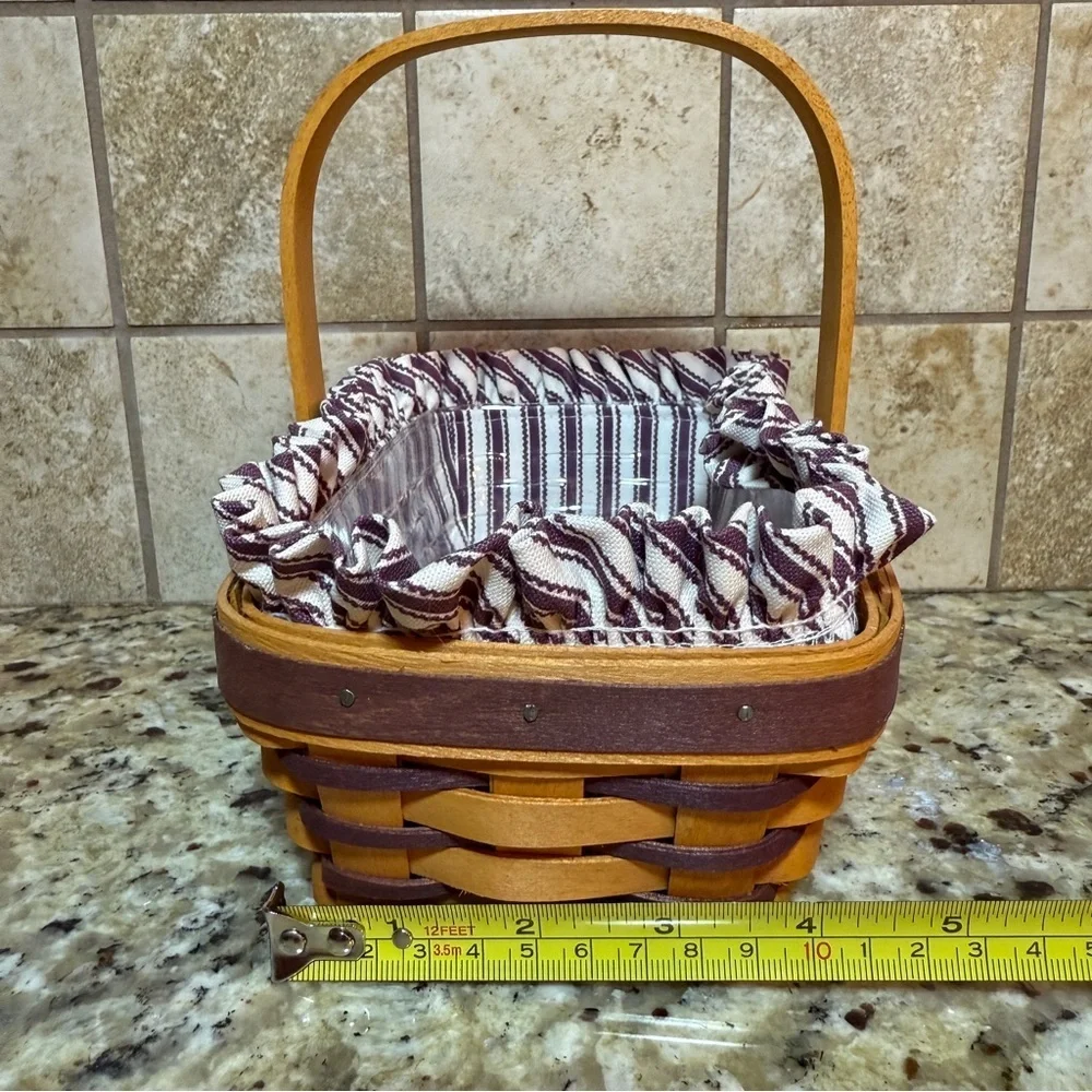 Longaberger 1997 Sweetheart Series Red Sweet Treats Basket Combo Tie On Liner